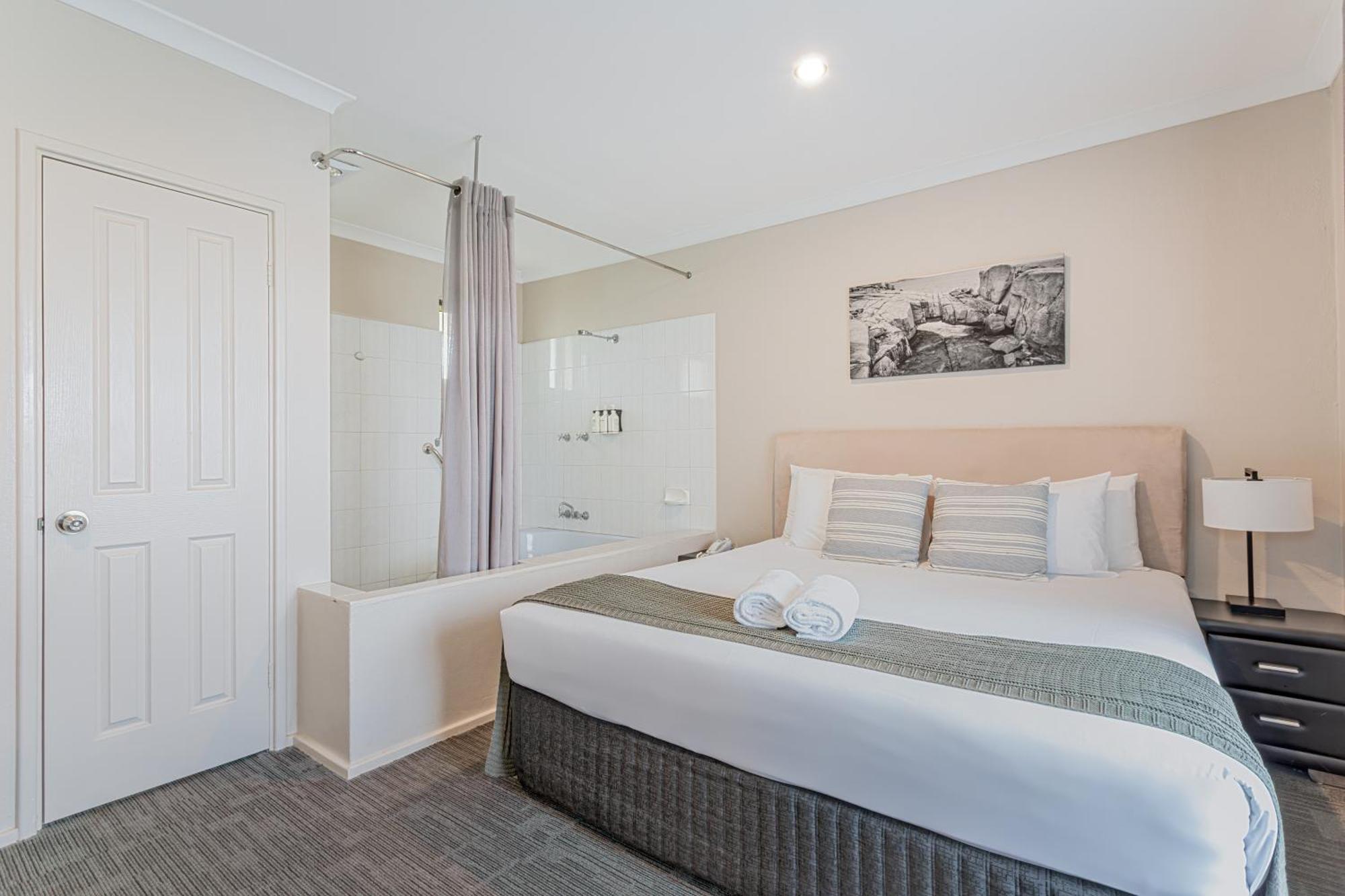 Mandala Ace Albany Hotel Екстериор снимка