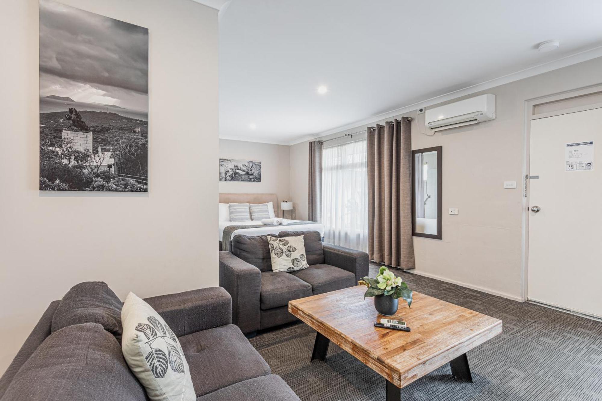 Mandala Ace Albany Hotel Екстериор снимка